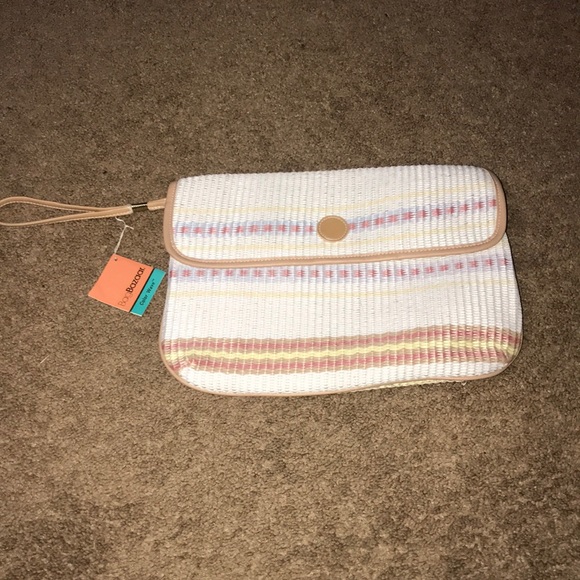 Vintage Bags Nwt Oversized Straw Beach Clutch With Strap Poshmark